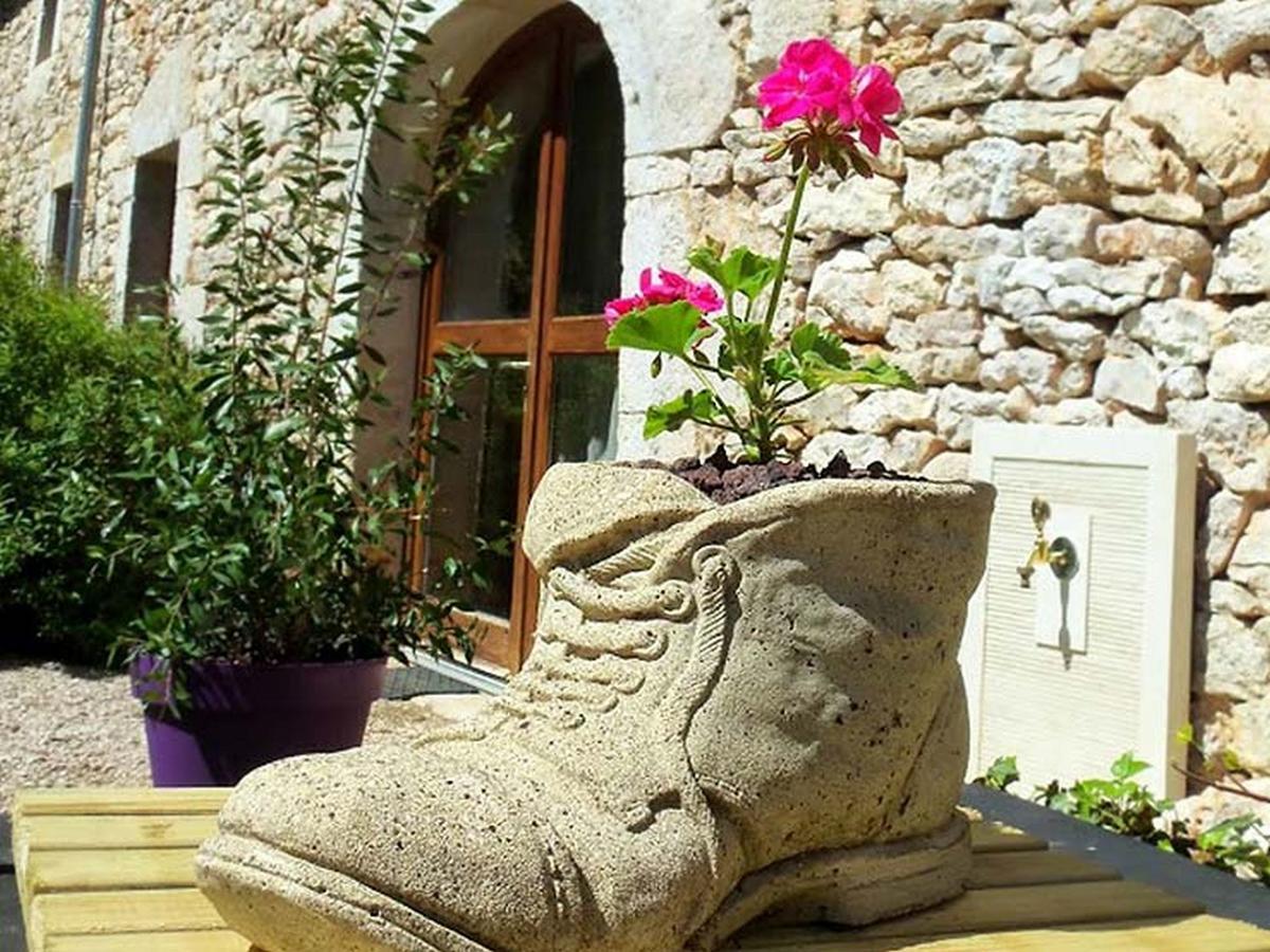 Chambres Et Jardin De Pierres Espédaillac Kültér fotó