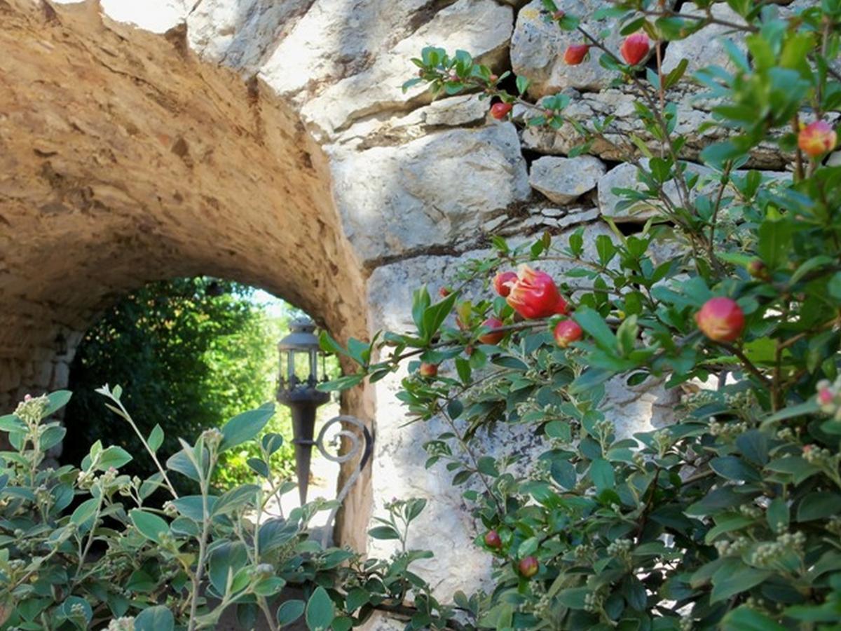 Chambres Et Jardin De Pierres Espédaillac Kültér fotó