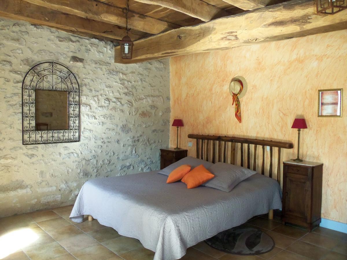 Chambres Et Jardin De Pierres Espédaillac Kültér fotó